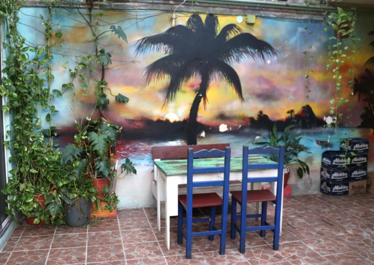 Tres Mundos Hostel Плайя-дель-Кармен Екстер'єр фото
